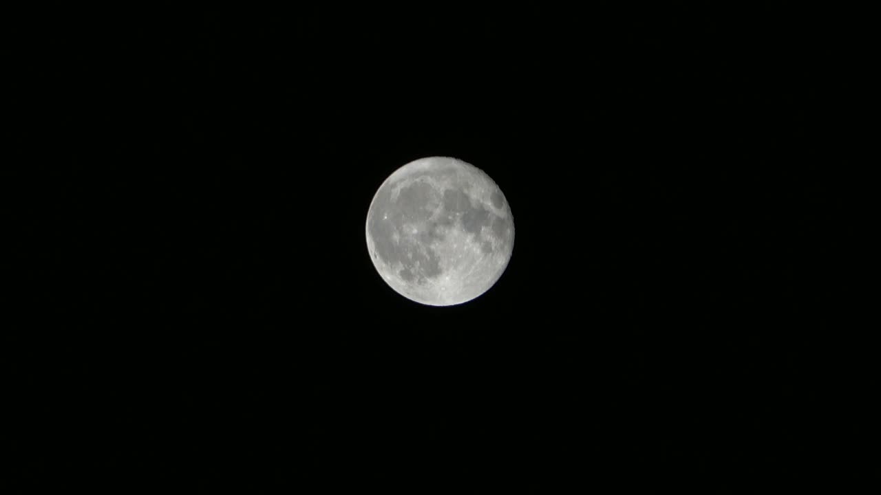 lua cheia na noite,