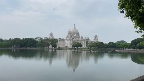 Victoria-Memorial,-Un-Famoso-Monumento-De-Kolkata,-Bengala-Occidental,-India