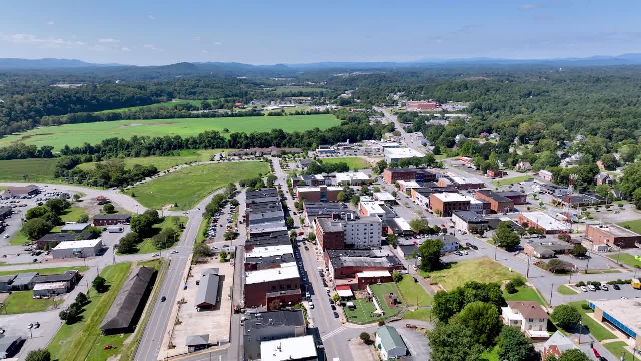 Letecký oblet North Wilkesboro a Wilkesboro, Severní Karolína.