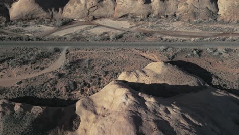 Barren-Nature-With-Remote-Roads-In-National-Parks-In-Utah,-United-States