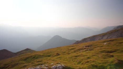 Ein-Blick-Vom-Gipfel-Der-österreichischen-Alpen-Schneibstein,-In-Golling