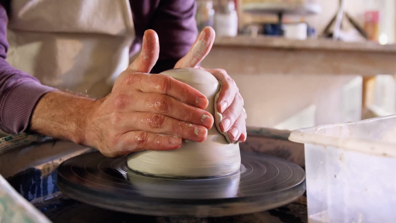 ⁇ 비 를 만드는  ⁇ 비 의 중간 부분