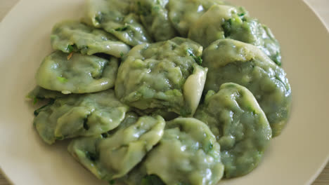 steamed-chives-dumplings-with-sauce---Asian-food-style