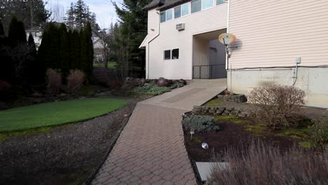 Stabilized-shot-of-backyard-outside-luxury-home