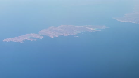 Blick-Aus-Einem-Flugzeugfenster-Beim-Flug-über-Mexiko