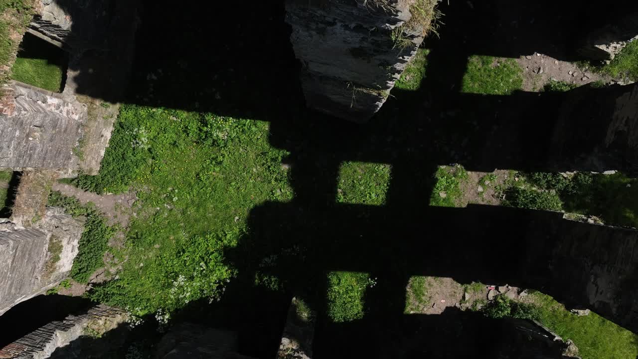 castillo de raphoe, condado de donegal, irlanda, junio de 2023