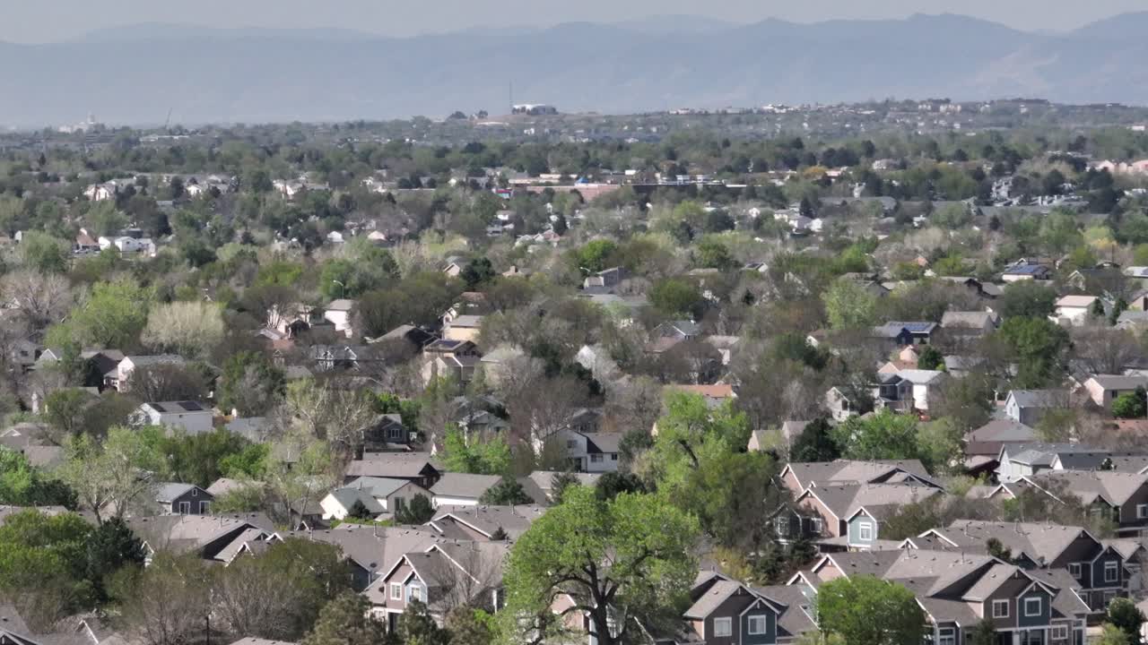 Thornton Colorado in the Denver metro area smog causes health hazard spring 2026