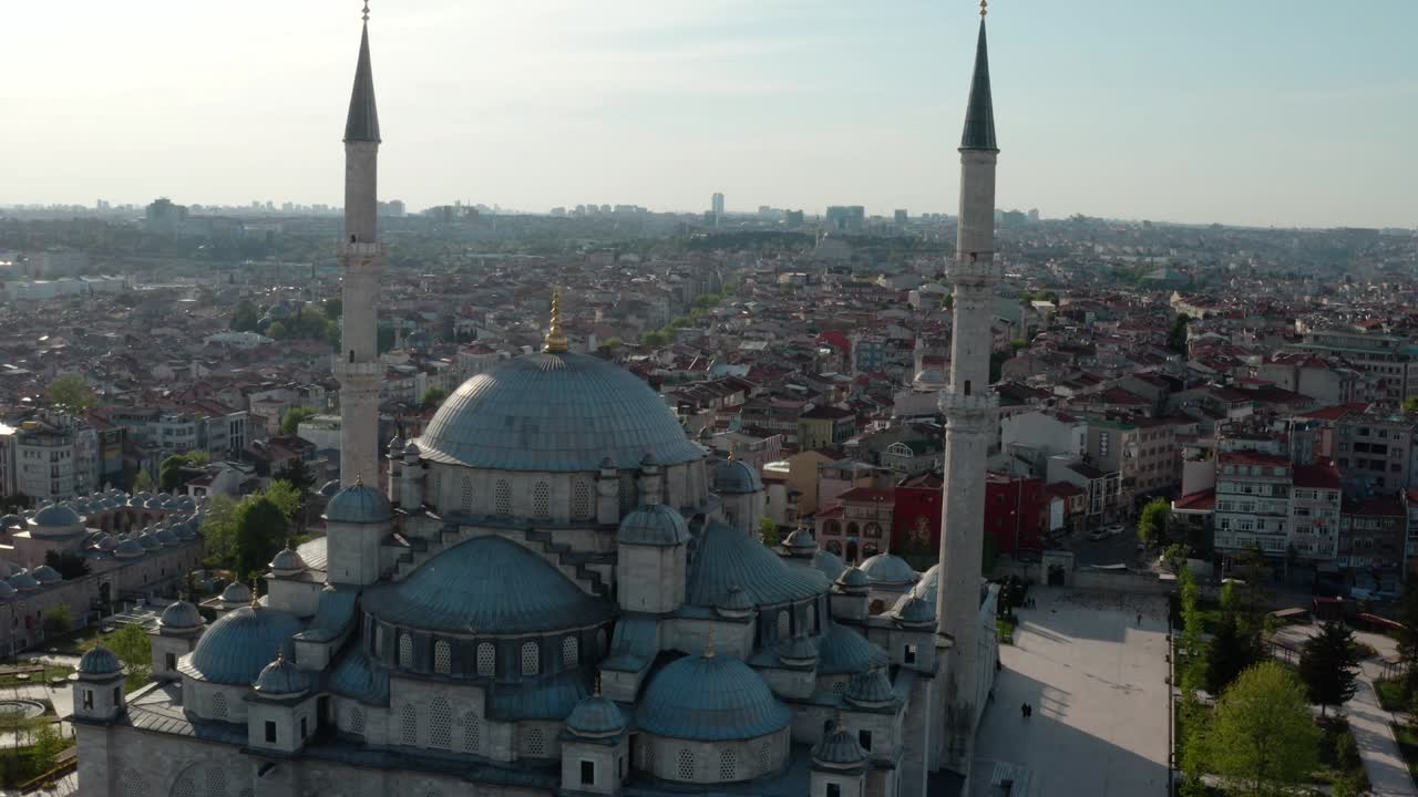 ciudad de estambul y cuarentena de la mezquita fatih vista aérea 3