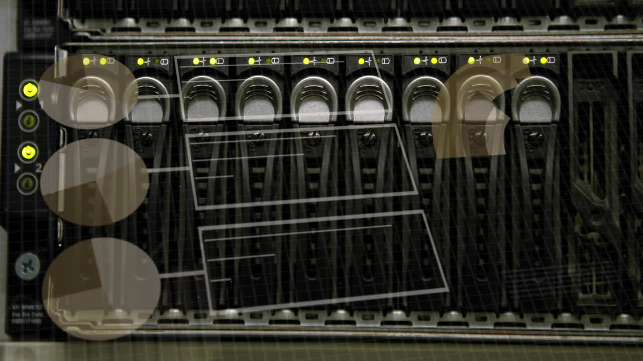 animación del procesamiento de datos financieros en el fondo del servidor informático