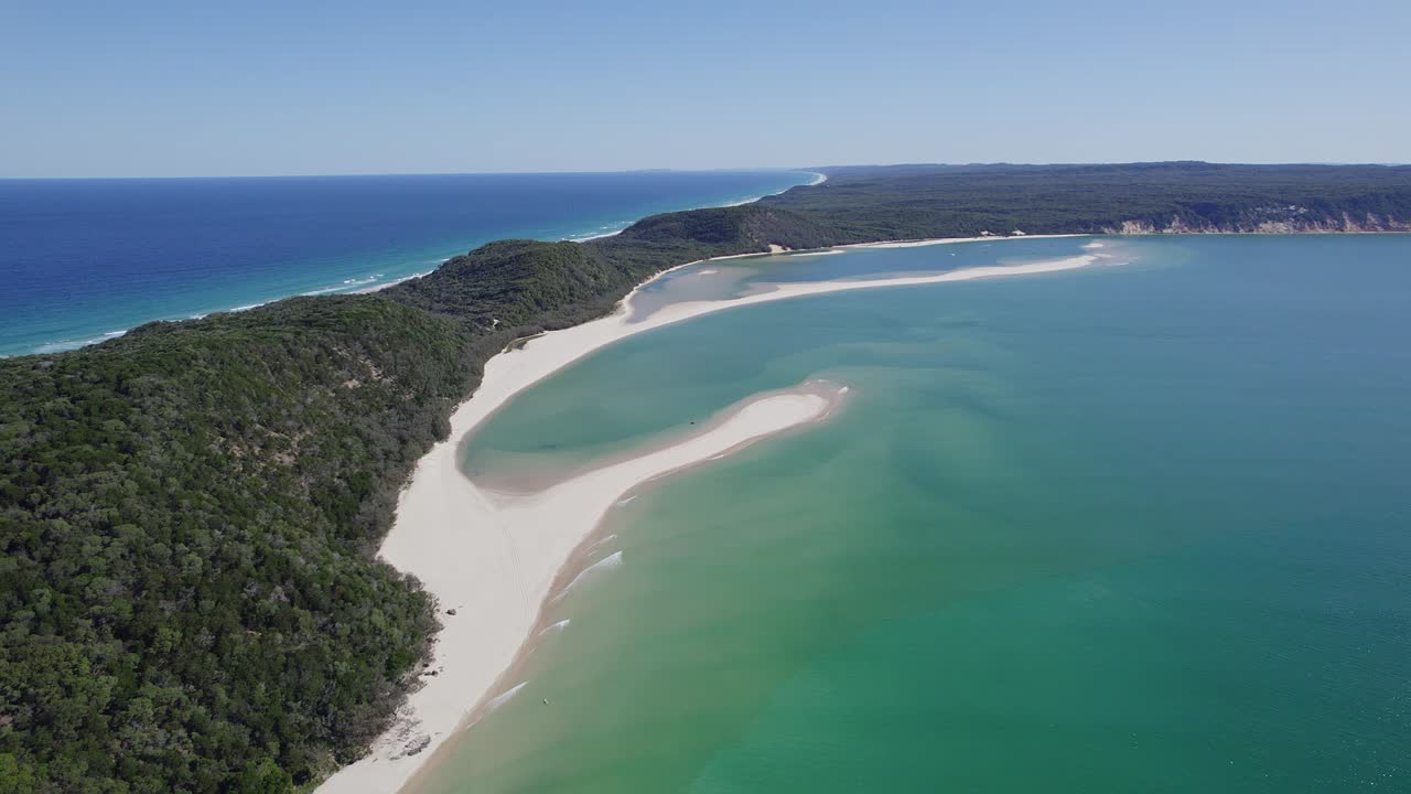 hermosas playas de double island point en queensland, australia - panorámica aérea