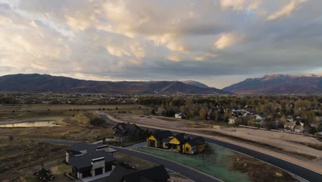 casa de lujo hecha a medida en red ledges heber, utah - paralaje aéreo