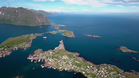 Panorama-Islas-Del-Archipiélago-De-Lofoten