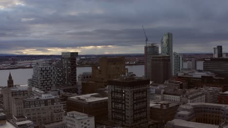 il drone ha sparato a edifici in orbita nel centro di liverpool 01