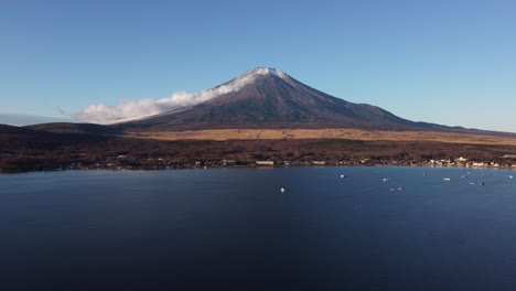 富士山的天際線空中圖