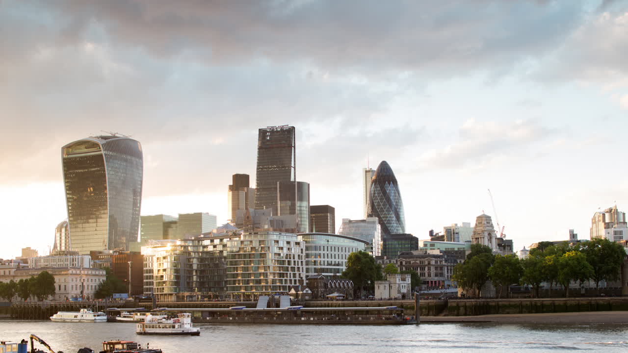 런던 스카이 라인 선셋 00