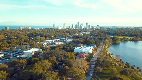 Video-Aéreo-4k-Del-Centro-De-San-Petersburgo-Desde-La-Calle-4-Y-La-Avenida-22-Norte