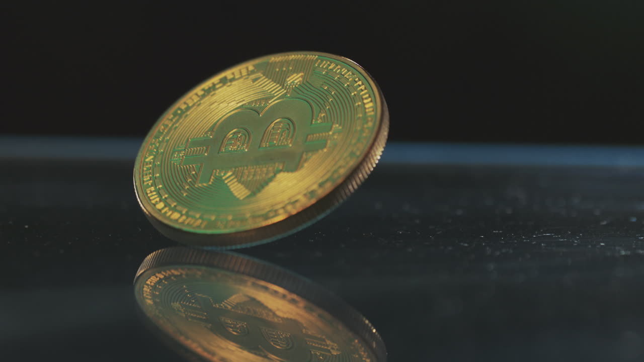 monedas de bitcoin flotando