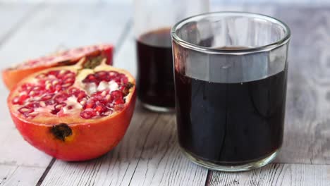 pomegranate juice in glasses