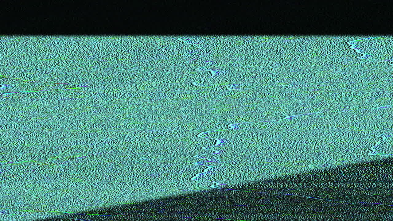 Superficie astratta verde testurizzata con ombre in movimento e glitch digitale