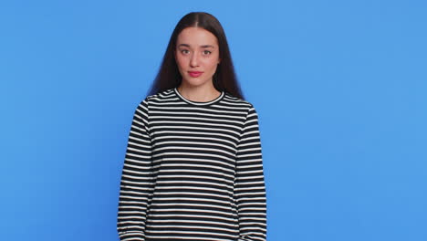 mujer levantando las manos preguntando qué por qué razón del fracaso anti lifehacks ridiculiza incredulidad irritación