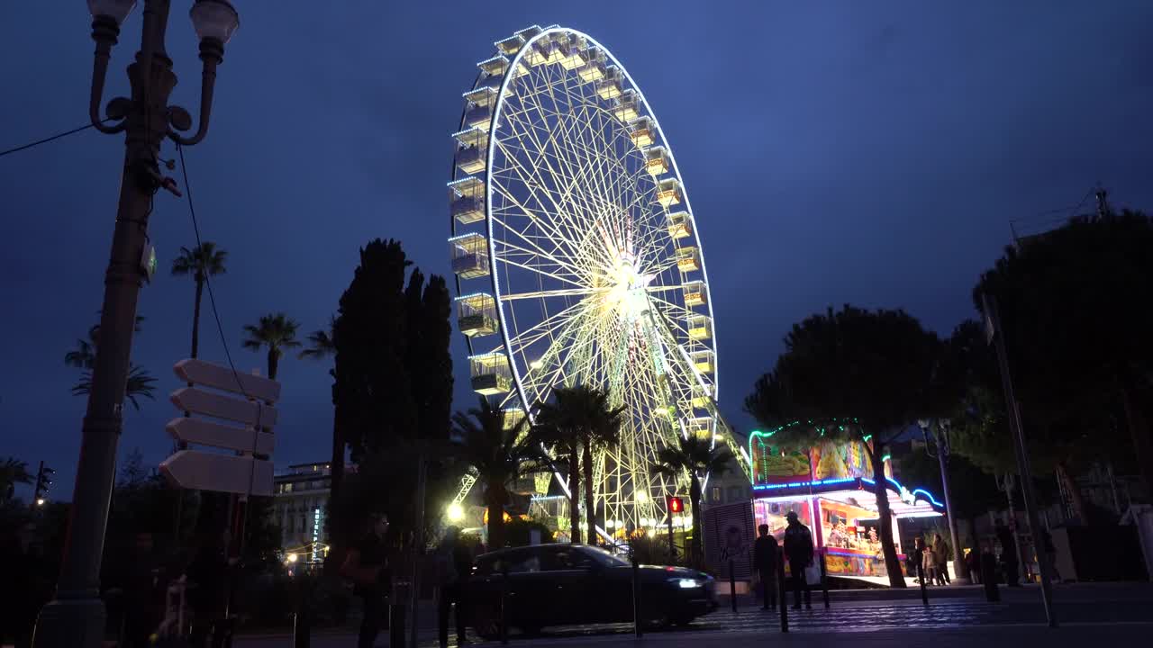밤의 페리스, 파노라마, 멋진 거대