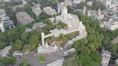 Luftaufnahme-Von-Birla-Mandir,-Einem-Hinduistischen-Tempel-In-Hyderabad