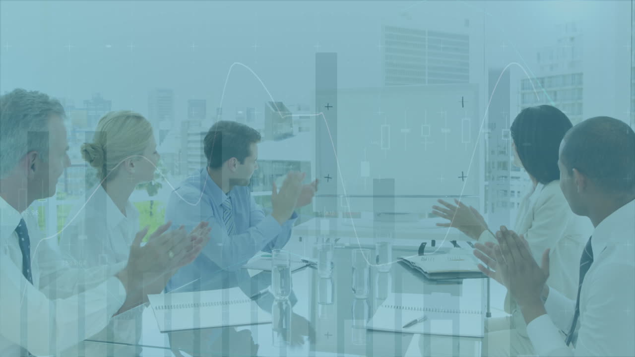 사무실에서 일하는 다양한 비즈니스 사람들에 대한 데이터 처리의 애니메이션
