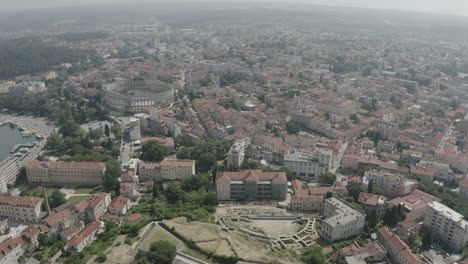 Kroatien-Pula-Kolosseum-Drohnenaufnahme-4k-Landschaft