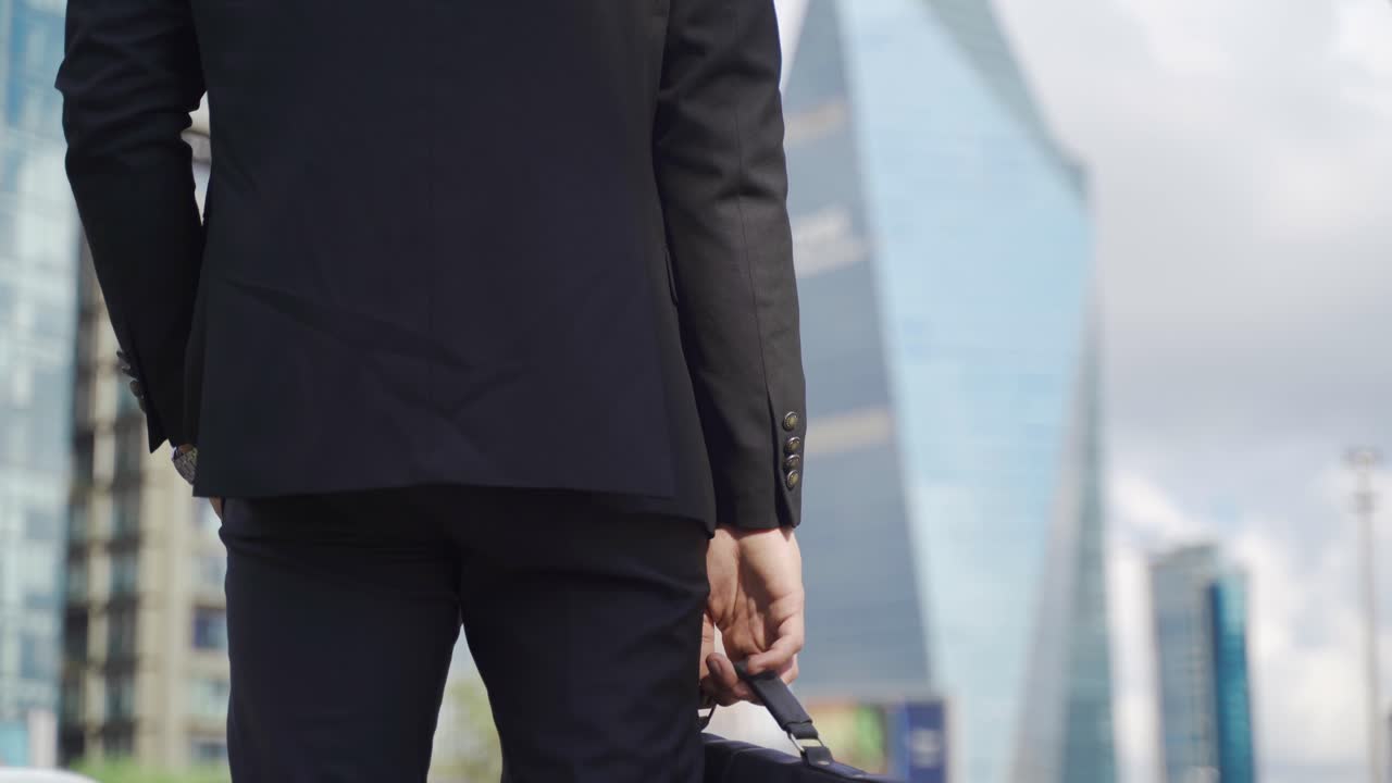 성공적인 현대 사업가입니다.