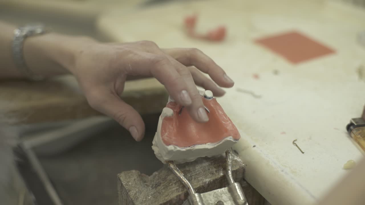 크로너와 캐스트를 만드는 과정