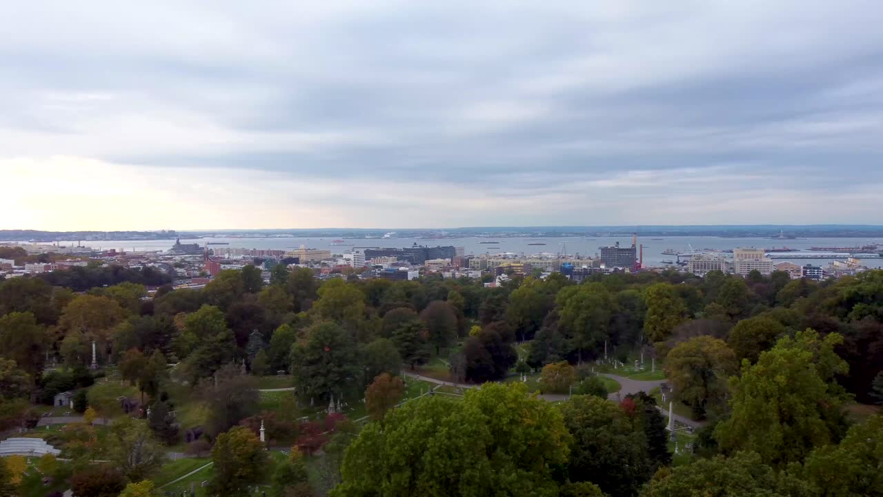 브루클린에서 뉴욕시 파노라마:아름다운 흐린 날, 금융 지구와 미드타운의 전망