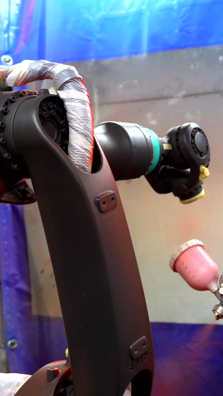 Robot Spray Painting Process