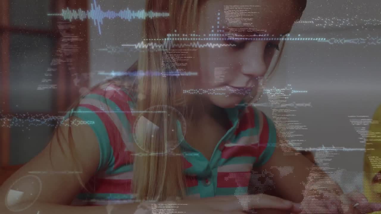 animación de escaneo de alcance y procesamiento de datos sobre una niña que usa una tableta