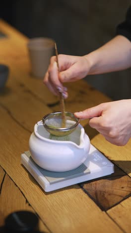 matcha tea preparation