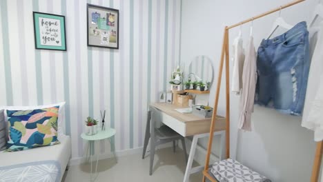 small bedroom decoration with striped wall