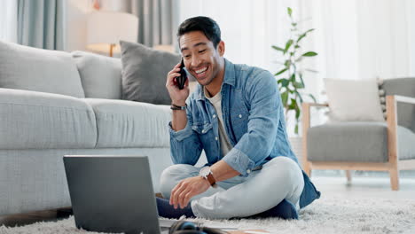 Llamada-Telefónica,-Computadora-Portátil-Y-Hombre-Feliz-En-El-Piso