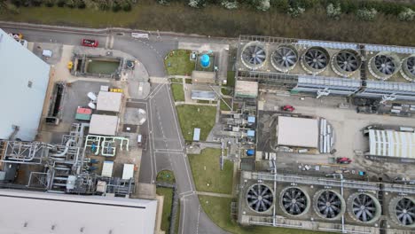 Overhead-Antennenlüfter-Und-Schornsteine-Little-Barford-Power-Station-St.-Neots-Uk