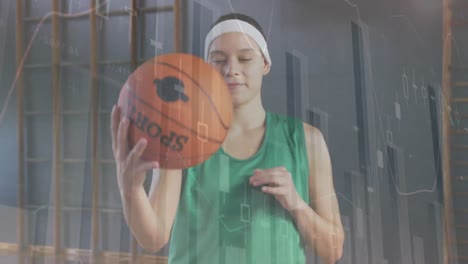 animación de procesamiento de datos sobre mujer caucásica con baloncesto
