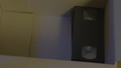 vista de arriba de una caja de cartón vacía