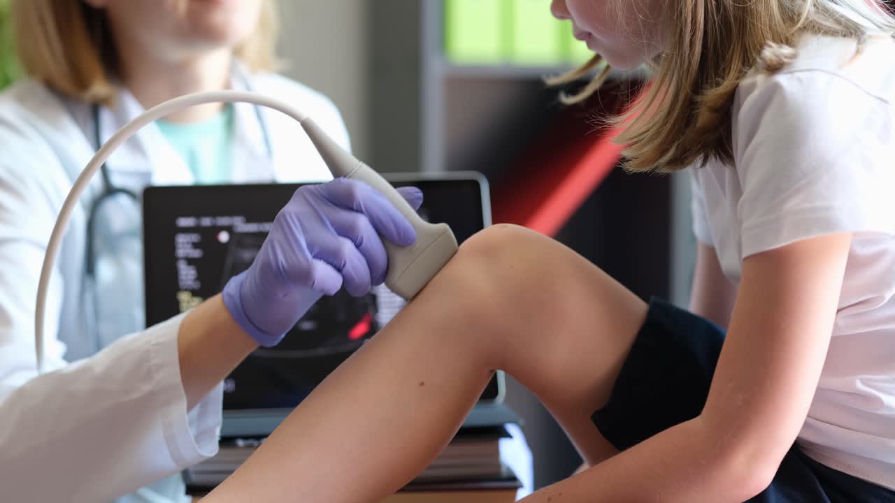 Pediatric Knee Ultrasound Examination