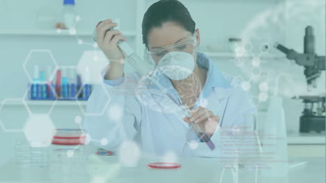 animación de procesamiento de datos sobre una científica caucásica que trabaja en un laboratorio