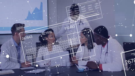 animación del procesamiento de datos sobre diversas personas de negocios en la oficina