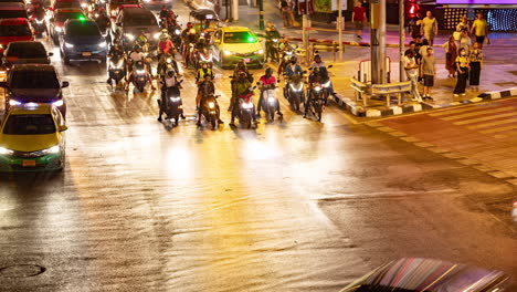 timelapse of rush hour traffic in central bangkok at night