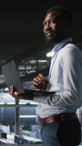 vertical video it experts on data center industrial platform pleased by neural network outputs