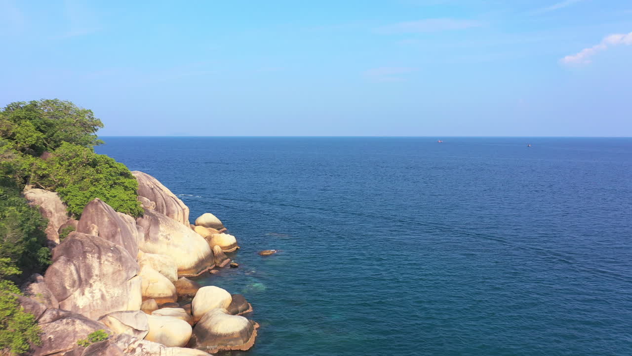 모든 것의 아름다움에 빠져들어