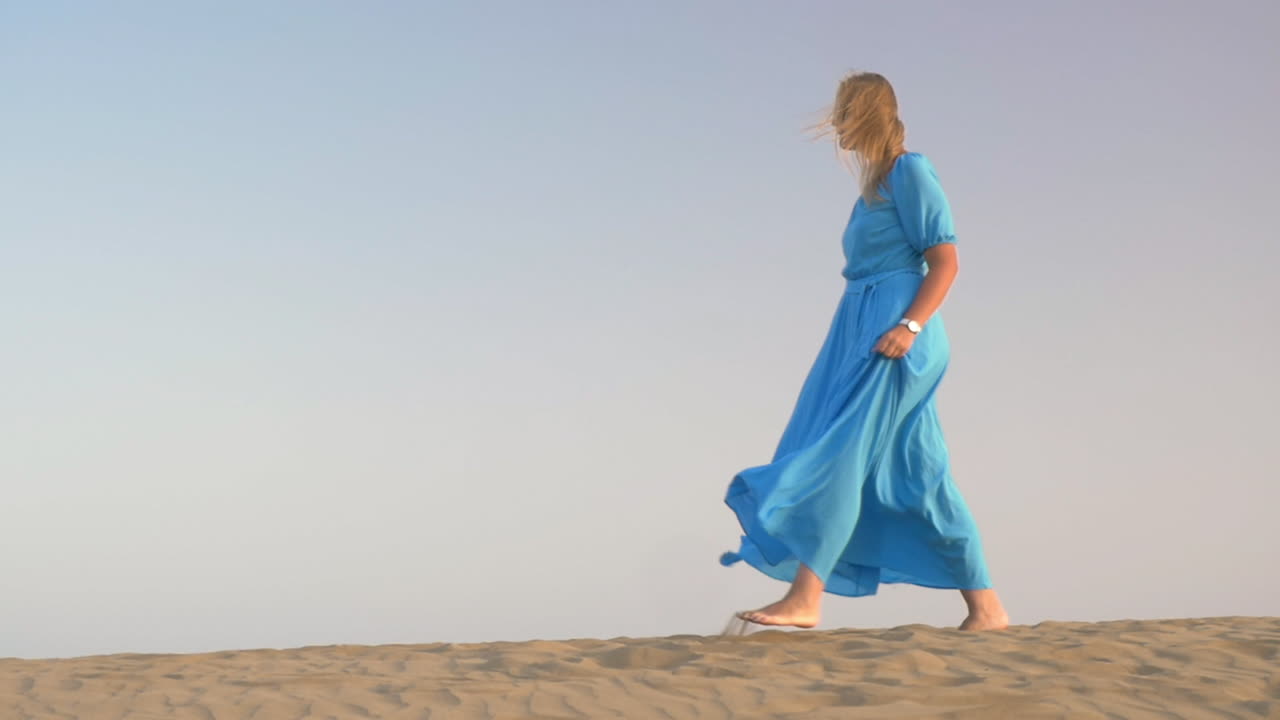 자유를 즐기는 여성