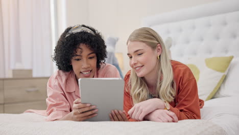 Couple-of-friends,-tablet-and-bedroom-for-social