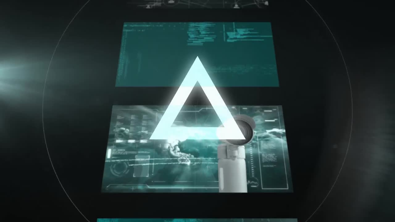 animación del alcance con triángulos y pantallas con procesamiento de datos