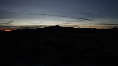 Time-lapse-video-at-dusk-in-the-desert-in-Nevada