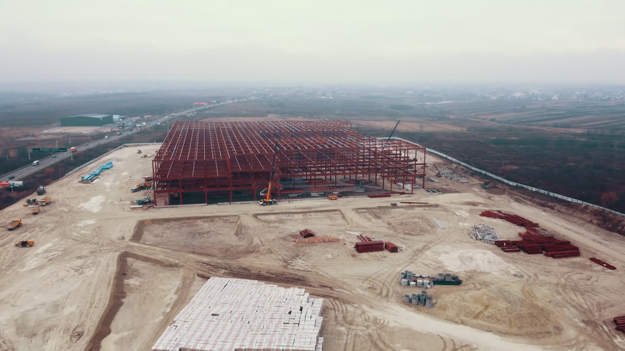 edificio industrial a gran escala en construcción